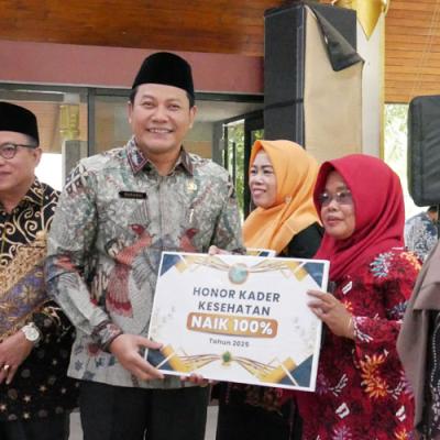 Bupati Sidoarjo Naikkan Honor Kader Kesehatan 100 Persen untuk Tekan AKI, AKB, dan Stunting