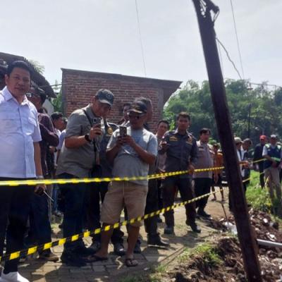 Bantaran Sungai di Desa Temu Sidoarjo Longsor, Pemkab Lakukan Penanganan Darurat