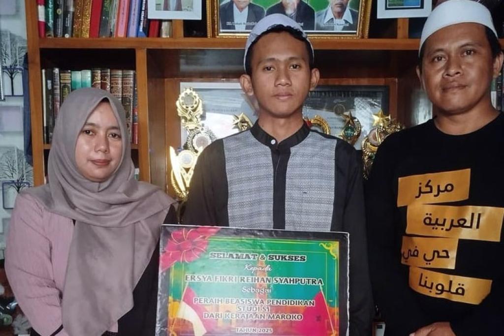 Santri Asal Sidoarjo Raih Beasiswa Maroko, Bukti Tekad Kalahkan Keterbatasan