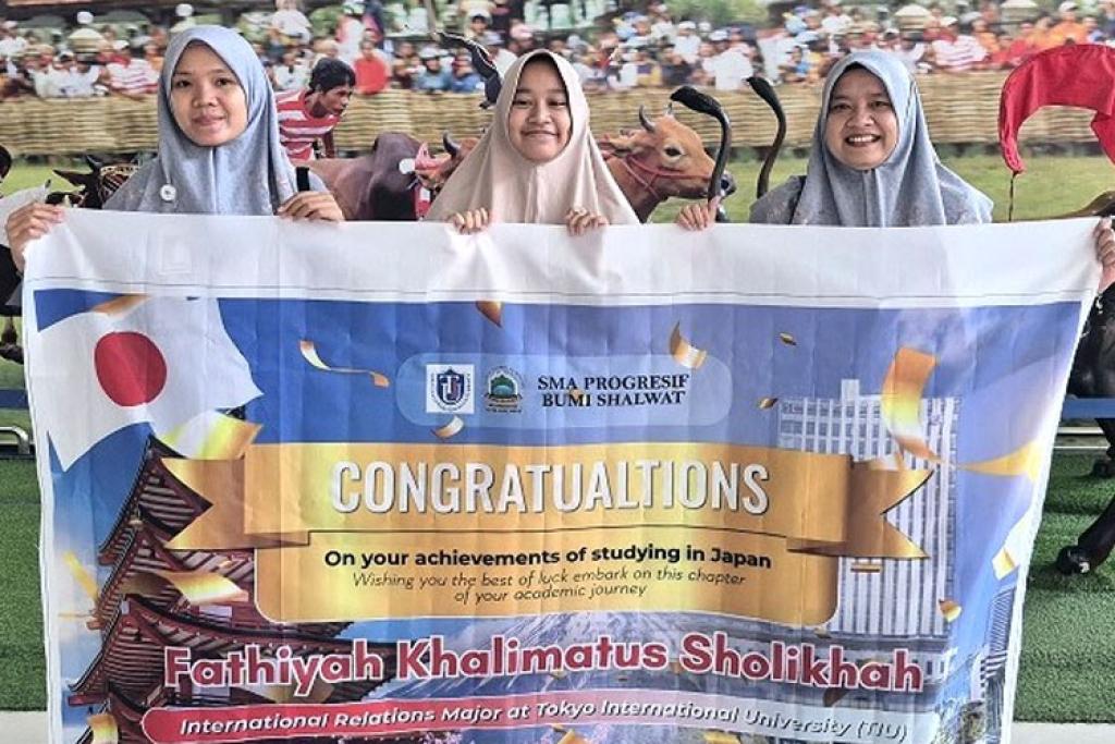 SMA Progresif Bumi Shalawat Antarkan Siswi Raih Beasiswa ke Jepang