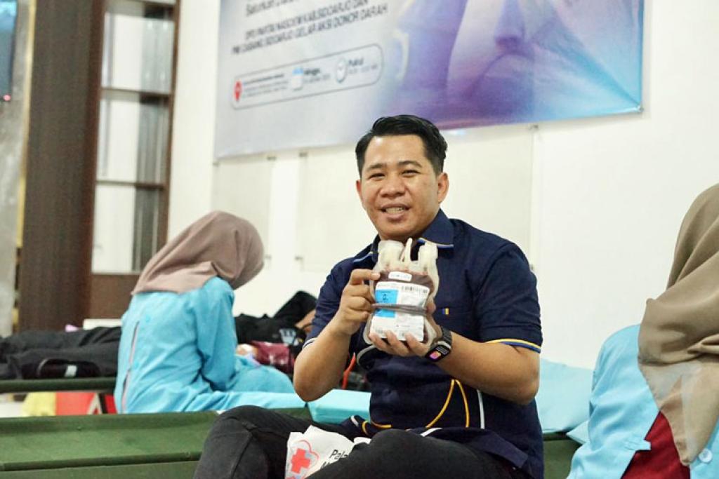 NasDem Sidoarjo Gelar Donor Darah dan Cek Kesehatan Gratis untuk Warga