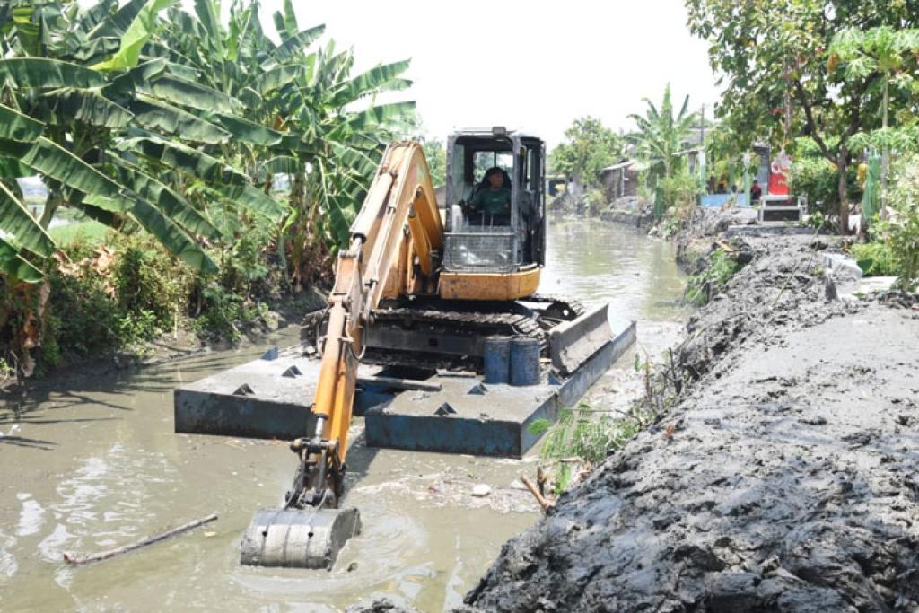 Hadapi Musim Hujan, Pemkab Sidoarjo Kebut Normalisasi Sungai dan Siagakan 34 Pompa
