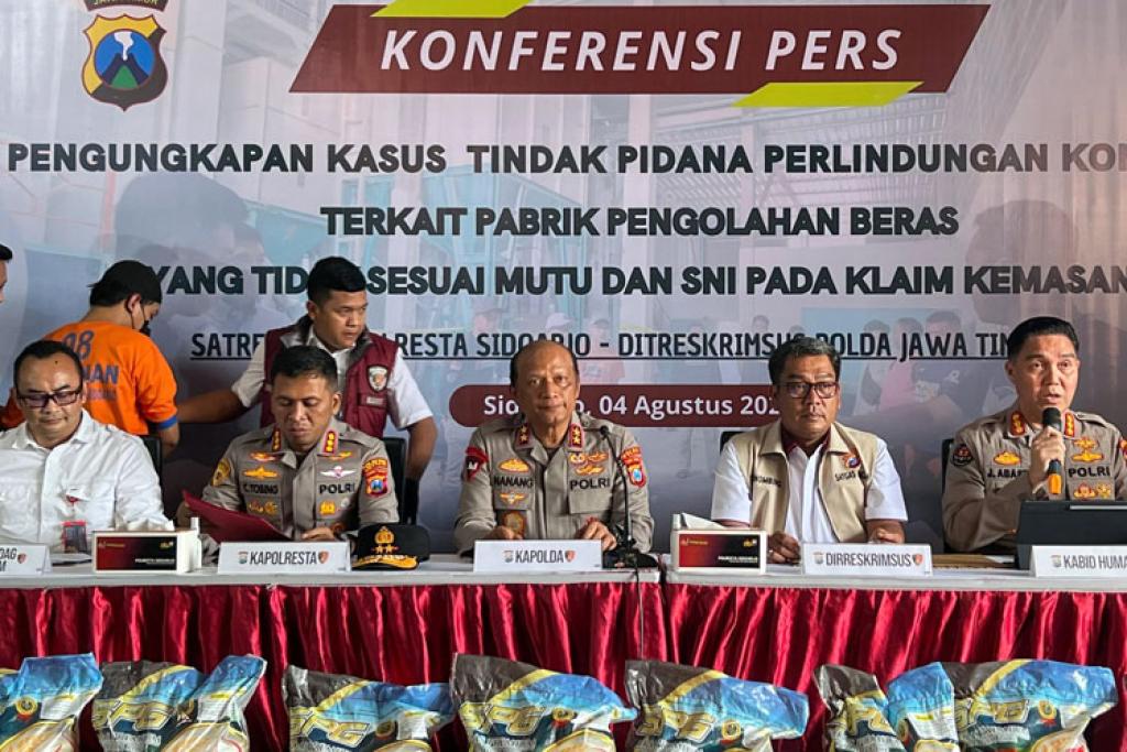 Tersangka Beras Oplosan Sidoarjo Raup Rp13 Miliar Sejak 2023