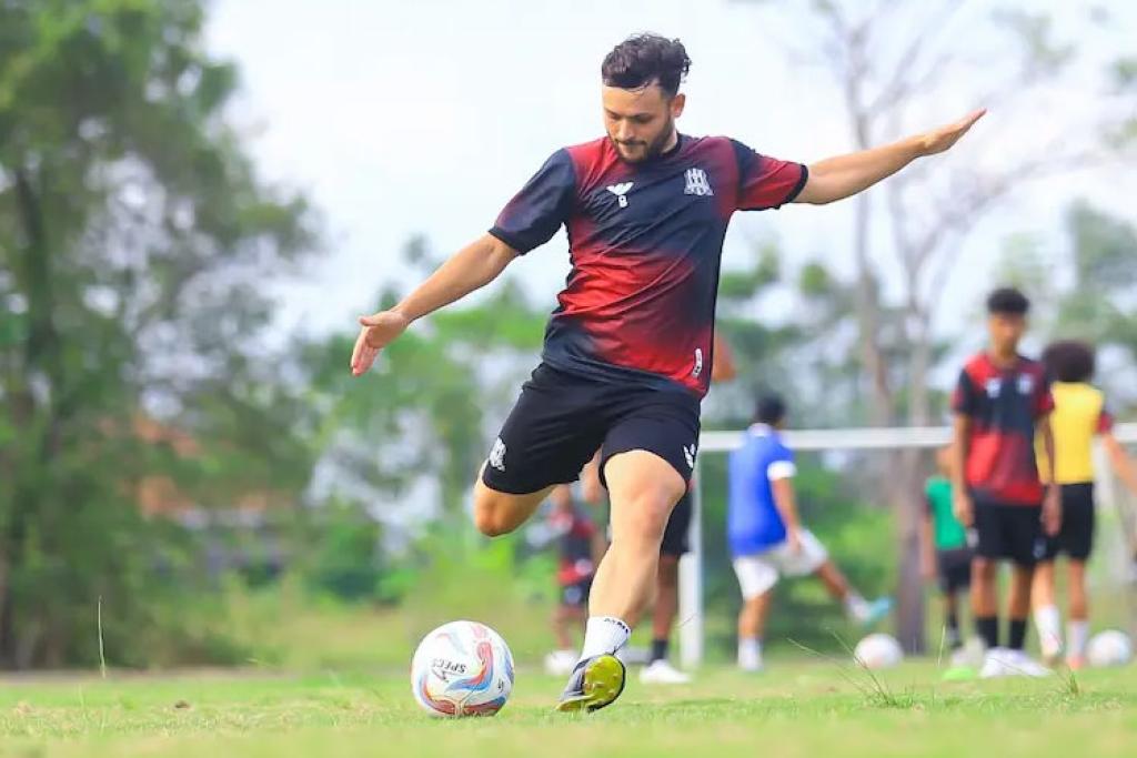 Deltras FC Rekrut Gelandang Brasil Rian Almeida untuk Musim 2025/2026