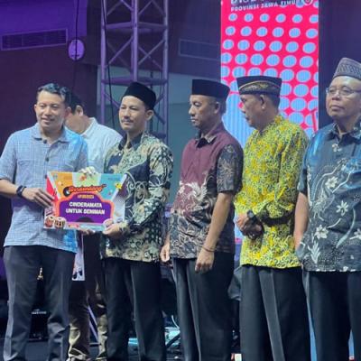 DPRD Jatim dan Disbudpar Apresiasi 25 Seniman Sidoarjo Lewat Malam Berdendang