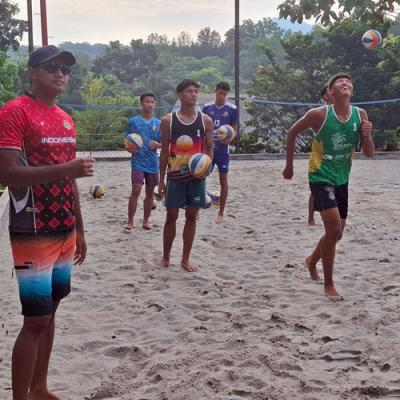 Atlet dan Pelatih Voli Pantai Sidoarjo Gabung Timnas di Asian Youth Games 2025