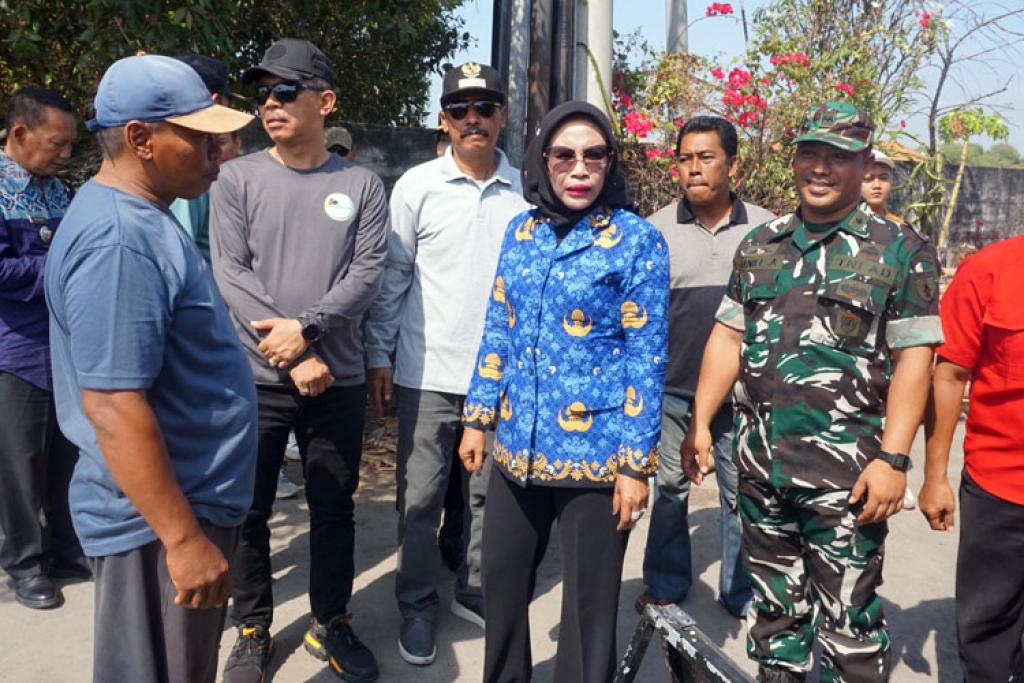 Wabup Sidoarjo Sidak Jembatan Tambak Cemandi Putus, Janji Perbaikan Cepat